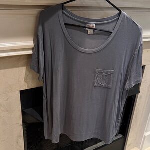 Mossimo Supply Co. Charcoal Short Sleeve Tee. Size L. Listing 9106